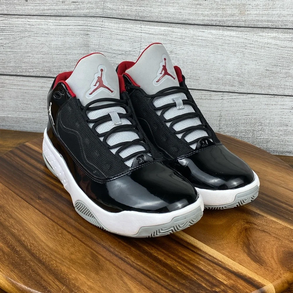 Jordan Max Aura 2 Black Cement Red Men’s Sneakers CK6636-006 Shoe Size 9